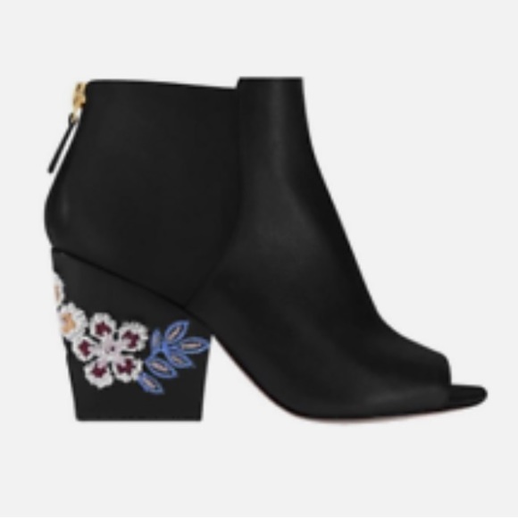 Tory Burch black Embroidered suede open toe booties sz 6 - Picture 3 of 8